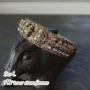 Vtg gold tone rhinestone hinged bangle
